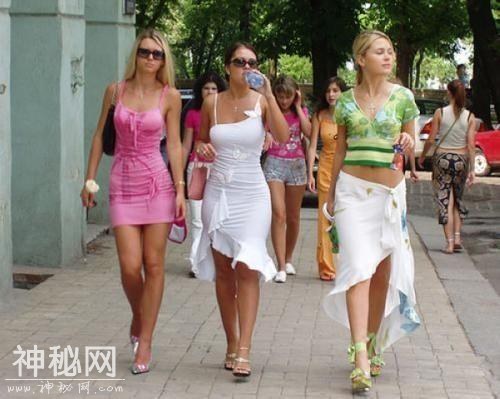 乌克兰美女成“灾” 全球10大美女城市居首-1.jpg